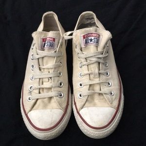 Cream Converse